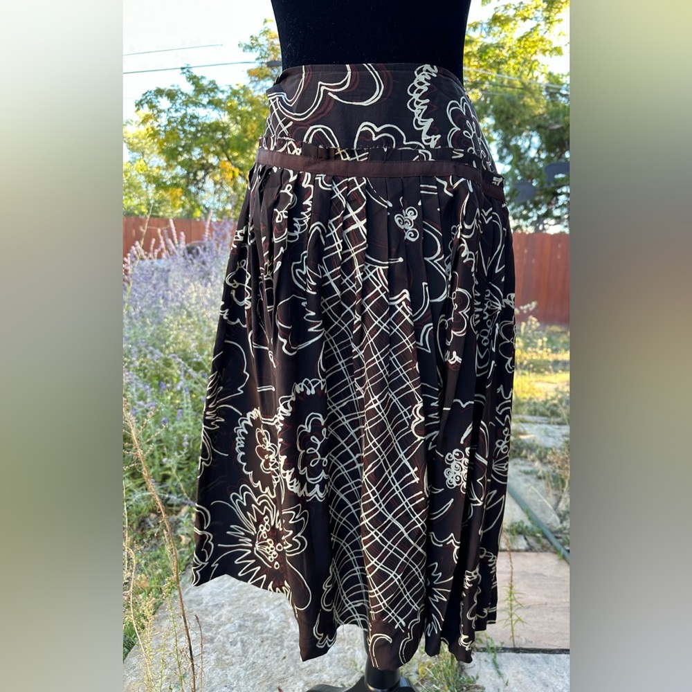 Thanksgiving attire! Silk floral brown/tan drop waist skirt